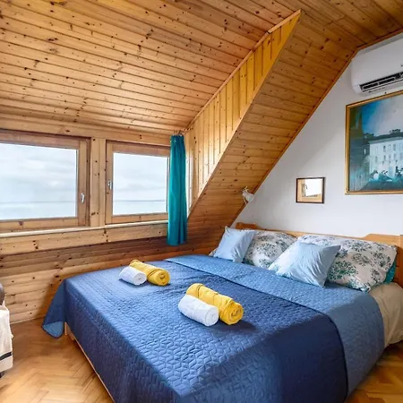 Hegyszeli Haz Apartmán Tihany