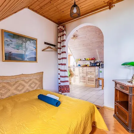 Hegyszeli Haz Διαμέρισμα