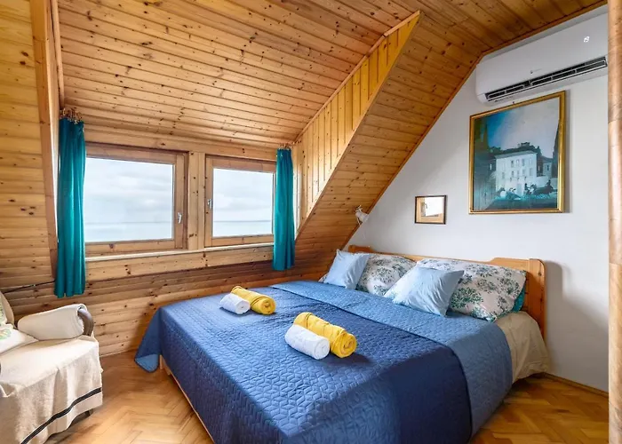 Hegyszéli Ház Apartman Tihany
